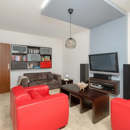 Apartament Nad Warta Z Parkingiem W Poznaniu By Renters Appartement Poznań