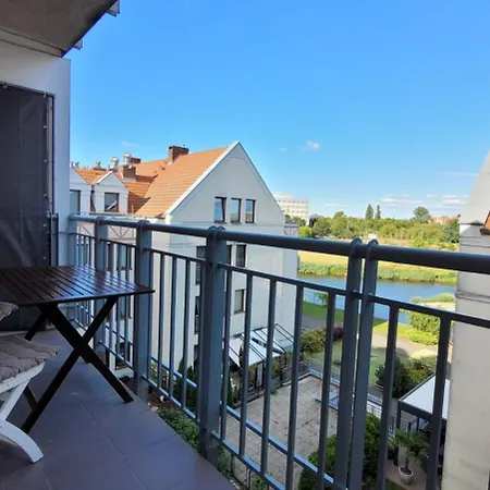 Apartament Nad Warta Z Parkingiem W Poznaniu By Renters Apartman *